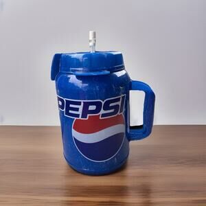 Vtg PEPSI Whirley Large Plastic 64 Oz. Travel Mug Handled Cup Lid & Straw New!